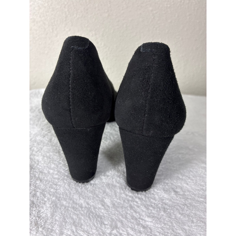 Lauren Ralph Lauren Hala Black Suede Round Toe Block Heel Pumps Womens 7.5B - Picture 3 of 5